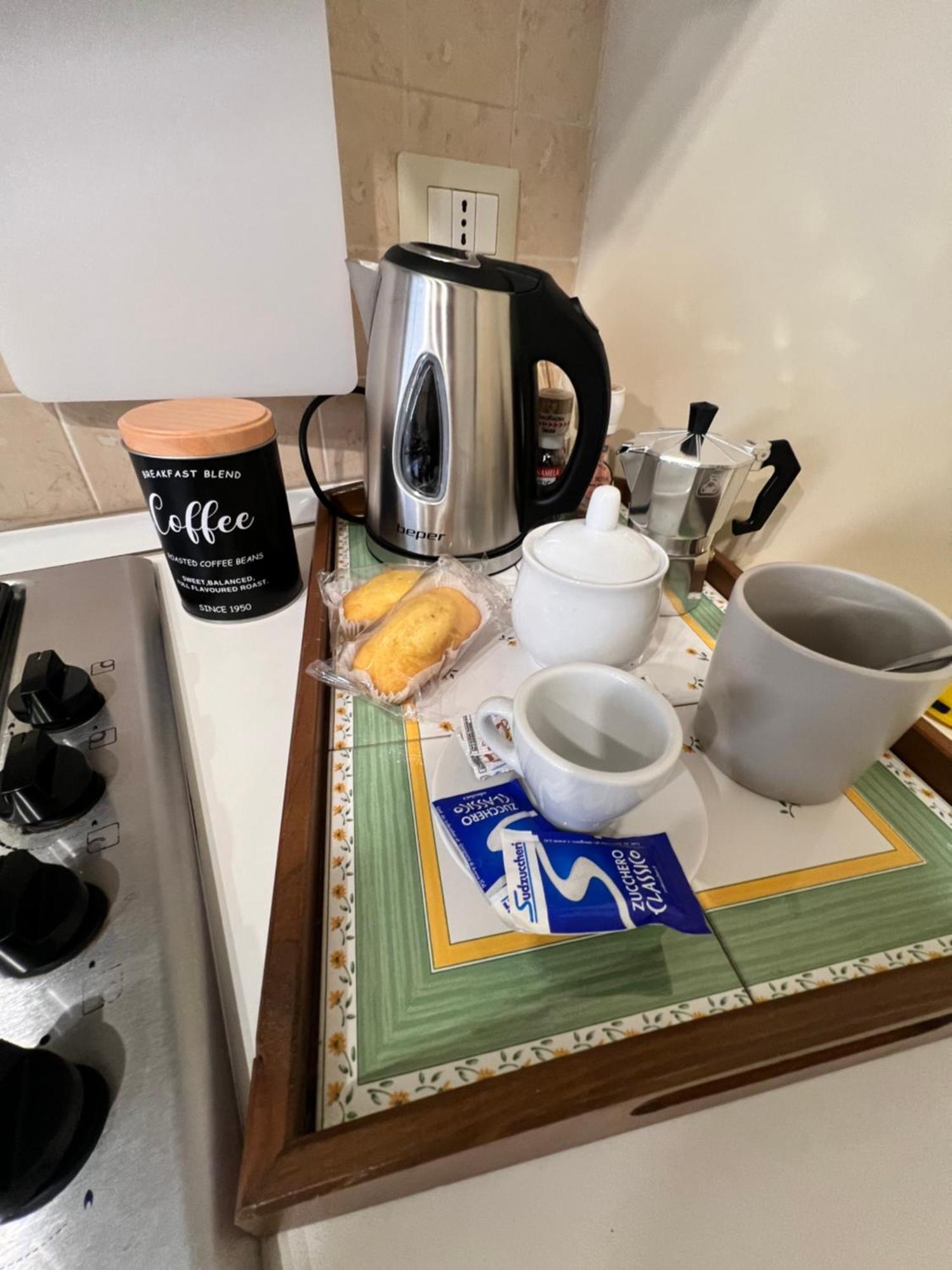 Piazzetta 42 Holiday Room Трани Экстерьер фото