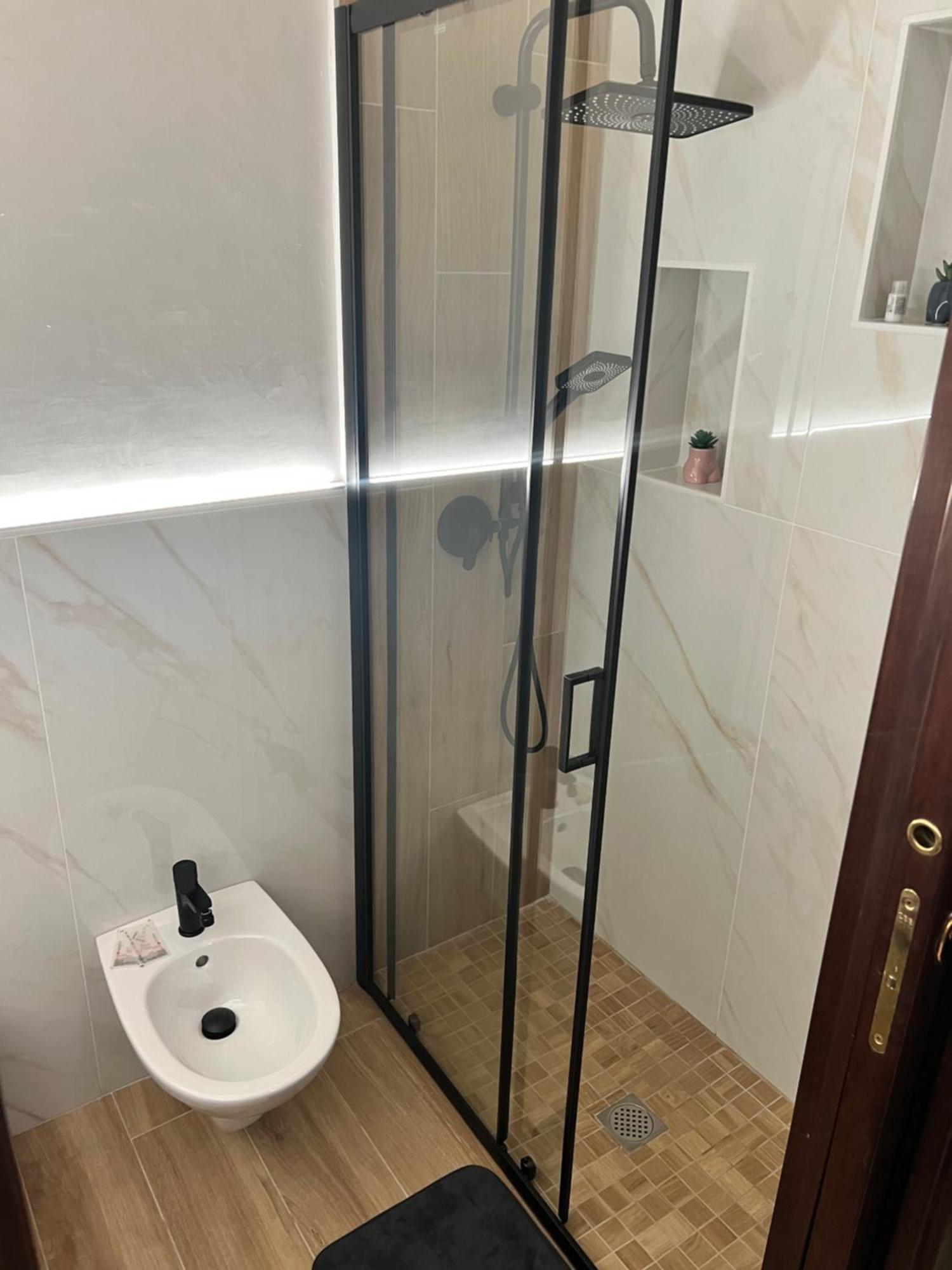 Piazzetta 42 Holiday Room Трани Экстерьер фото